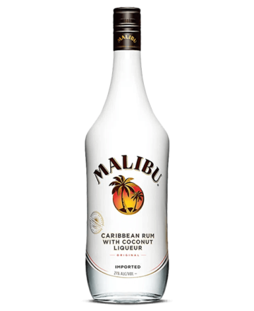 Licor De Ron Malibu Coco es un licor de ron saborizado con coco, conocido por su perfil suave y tropical. Su carácter ligero y refrescante lo hace ideal para disfrutar en climas cálidos.