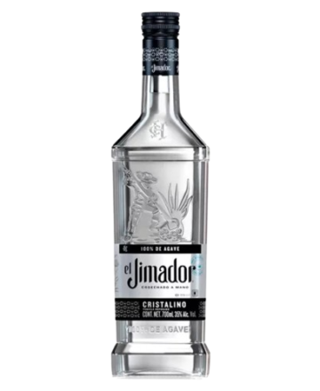 Tequila Jimador Cristalino conserva su sabor puro y esencial. El proceso de filtrado lo convierte en tequila con un brillo excepcional y un sabor suave y equilibrado.