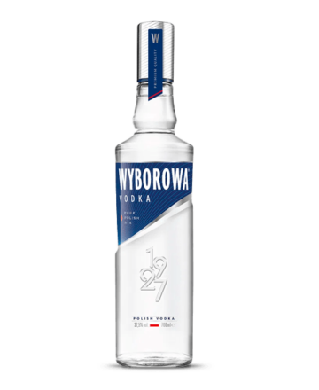 Vodka Wyborowa es un vodka polaco de alta calidad, reconocido por su sabor suave y delicado con sutiles notas de centeno. Elaborado a partir de granos de centeno 100%.