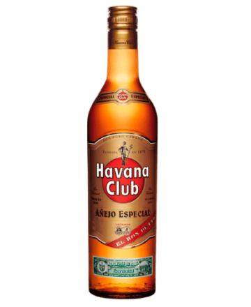 Ron Havana Club Añejo Especial es un ron cubano dorado de primera clase, resultado de una mezcla de rones añejados, base para cócteles clásicos como el Cuba Libre.