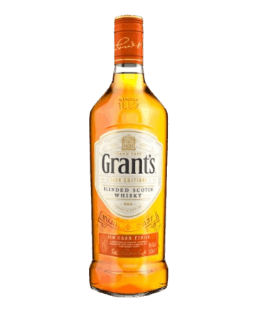 Whisky Grant's Rum Cask es un whisky escocés blended que primero madura en barricas de roble y luego se finaliza en barricas que previamente añejaron ron caribeño.