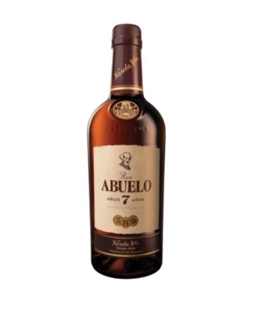 Ron Abuelo 7 Años es un ron añejo panameño de alta calidad, reconocido por su sabor suave y complejo. Ron se envejece durante 7 años en pequeños barriles de roble blanco.