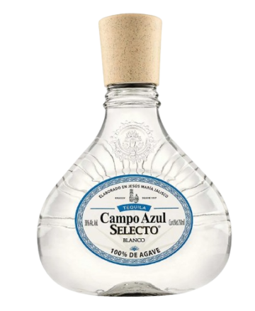 Tequila Campo Azul Silver es un tequila 100% de agave azul, destilado una sola vez para preservar su pureza y frescura. Se caracteriza por su color cristalino y brillante.